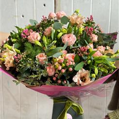 Blushing Apricot Bouquet