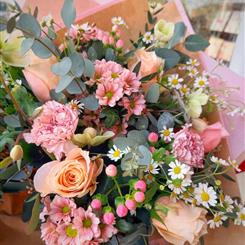Peach Melba Bouquet