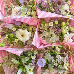Beautiful Seasonal Handful of Flowers